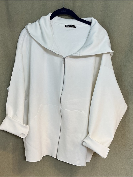 Zara Jackets & Blazers - Zara White Hooded Zip Utility Jacket